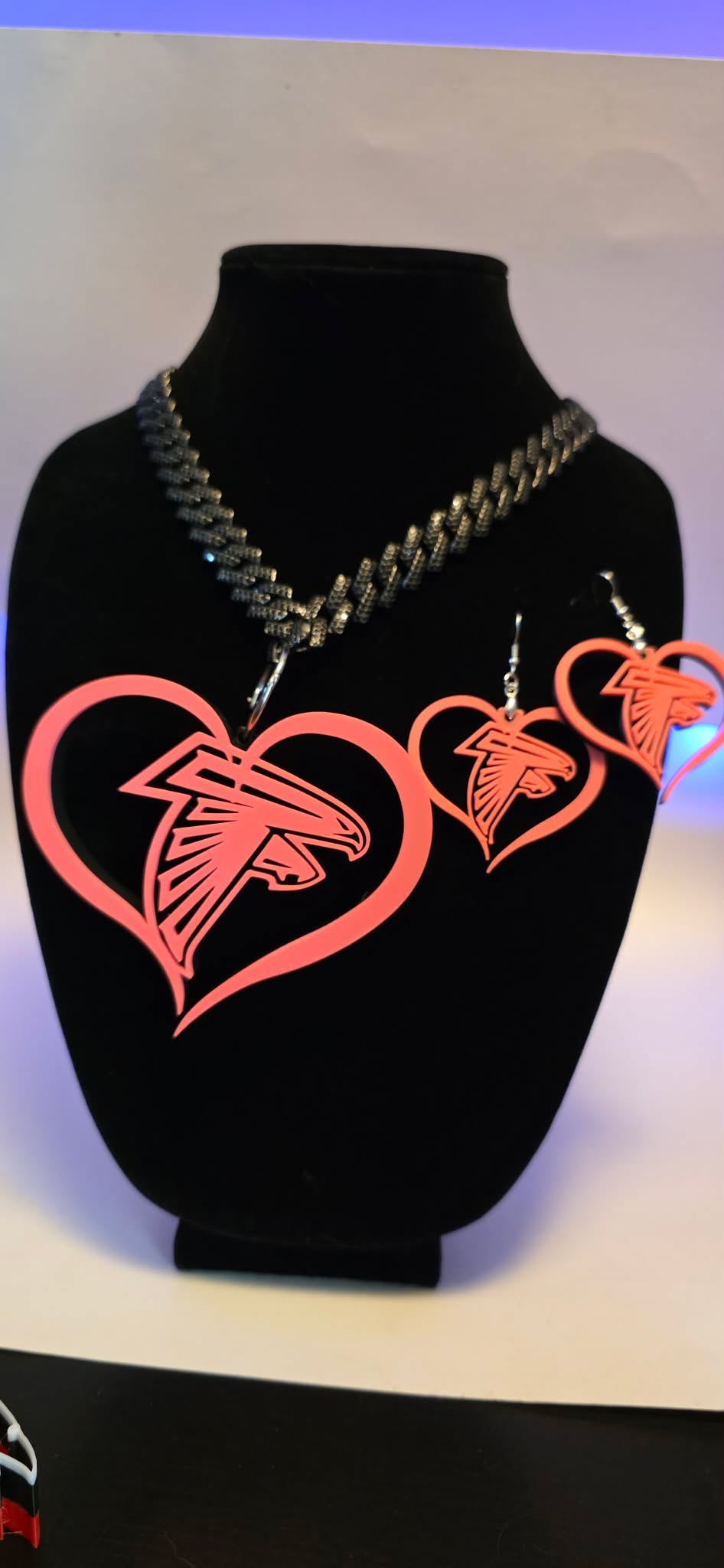 Atlanta Falcons Heart Charm - Pink